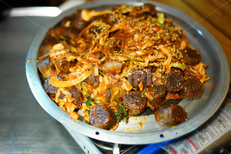 순대,요리,순대볶음,음식,먹방,간식,먹거리,안주,돼지,푸드,한식,식사,술안주,당면,음식,식재료,요리,food,cook,meal,dishes,food reserves,육류,고기,meat,한식,한국음식,한국요리,korean food,korean dishes,korean meal,korean cook