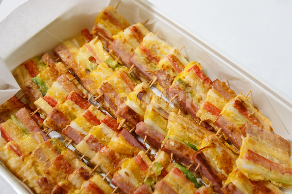 산적,꼬치,음식,명절음식,전,추석,설날,한가위,적,햄,맛살,야채,이쑤시개,미니산적,단무지,색상,부침개,구이,부침,튀김,한국전통,한국문화,korean traditional,korean culture,음식,식재료,요리,food,cook,meal,dishes,food reserves,한식,한국음식,한국요리,korean food,korean dishes,korean meal,korean cook