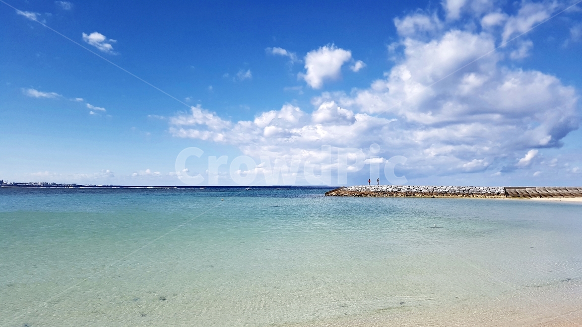바다,해변,풍경,하늘,구름,한적함,blue,sea,beach,바닷가,풍게구름,자연,풍경,nature,landscape,water,물,outdoors,옥외,ocean,대양,shoreline,해안선