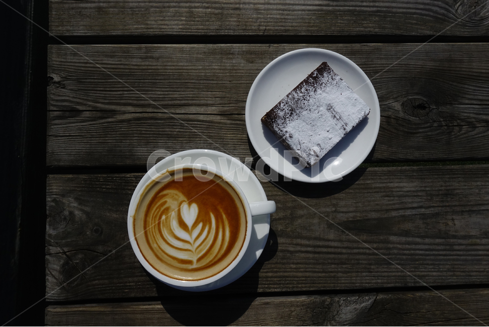 커피,브라우니,카페라떼,카페,디저트,라떼아트,커피,카페,coffee,cafe