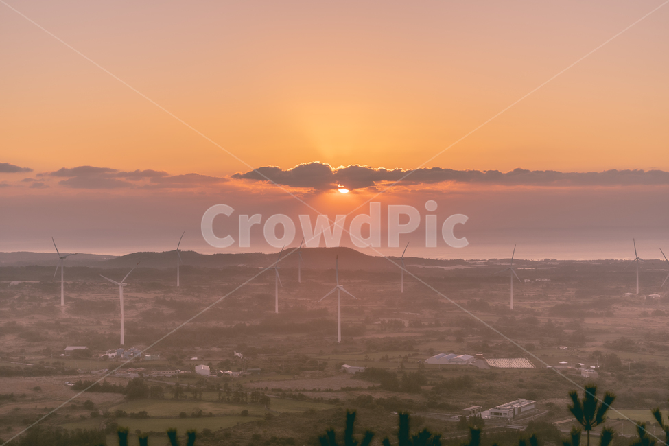일출,제주,jeju,제주도,하늘,sky,풍경,자연,nature,landscape,구름,풍력발전기,풍차,안개,해무