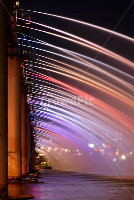 Han Riverside,night view,fountain,color,bright,scenery,Han River,Seoul,Han River Bridge,moonlight square,Seoul night view,gorgeous ship,night,lighting,Banpo Bridge,seoul,rainbow,brighting,rainbow fountain,korea,hanriver,light,background,shining,river,banp