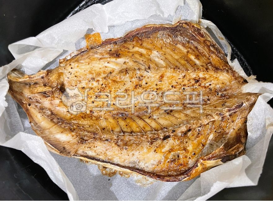 고등어구이,생선구이,고등어,생선,구이,에어프라이어요리,에어프라이어구이,종이호일,음식,요리,식사,식재료,food,dish,cook,meal,fish