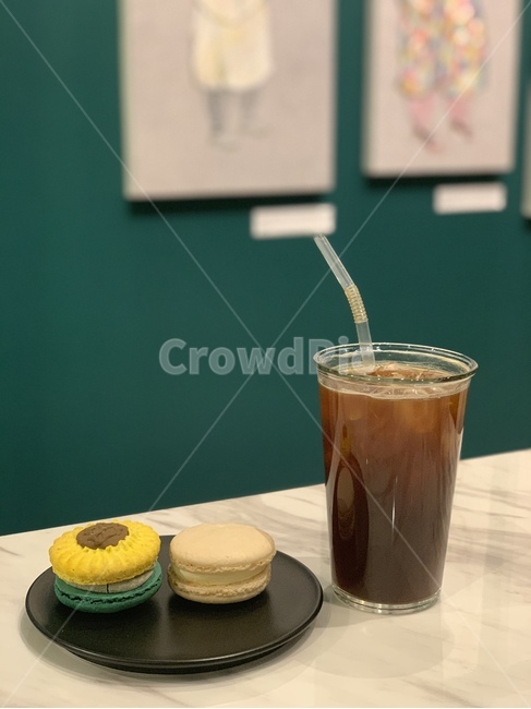 커피,아메리카노,마카롱,플레이팅,카페메뉴,카페,아이스아메리카노,그린,coffee,cafe,plating,desert,디저트,디저트,간식,후식,dessert,snack,커피,카페,coffee,cafe