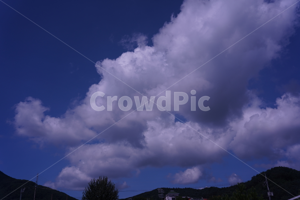여름휴가,하늘,구름,자연,나무,호수,때약볕,여름,sky,날씨,더위,색깔,색감