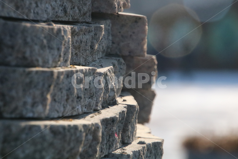 돌탑,아웃포커싱,풍경,조형물,돌,건축물,건물외관,exterior,building,structure,architecture,construction