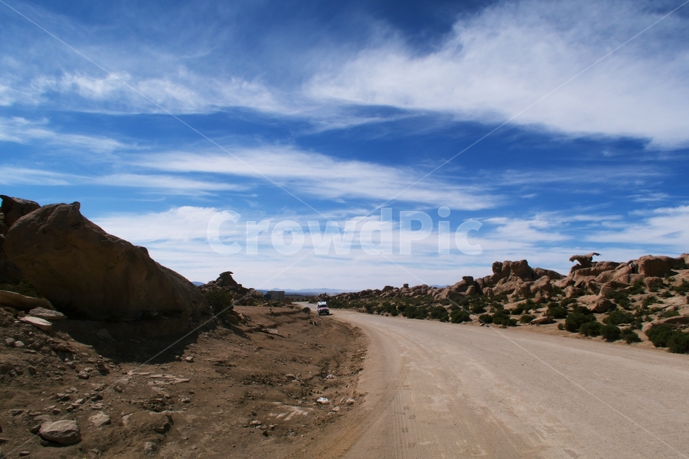 도로,오프로드,흙,흙길,볼리비아,하늘,돌,돌길,거리,풀,산,road,nature,mountain,landscape,dirt,sky,track,scenic,outdoor,wild,countryside,desert,background,empty,hot,land,outdoors,natural,offroad,offroad,roads,view,yellow,자연,풍경,nature,landscape,해외,외국,세계,foreign,oversea,world,세계자연풍경,해외자연풍경,외국자연풍경,world nature landscape,asphalt,아스팔트