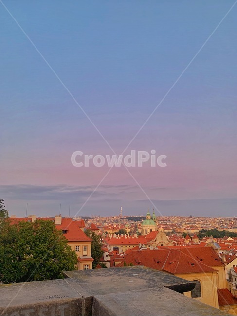 프라하,프라하성,체코,노을,스타벅스,핑크,roof,지붕,praha,배경화면,해외,외국,세계,foreign,oversea,world