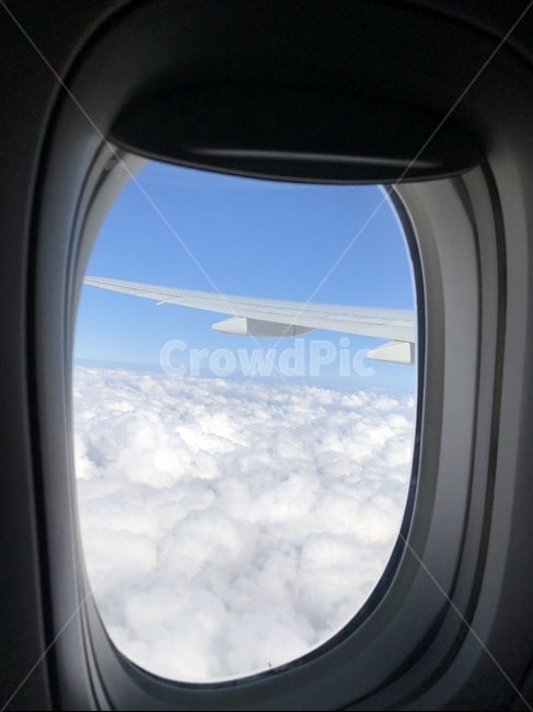 비행,기내,창문,구름,항공,하늘,sky,flight,airplane,trip,cloud,여행,휴가,traveling,vacation,trip,교통,교통수단,traffic,transportation