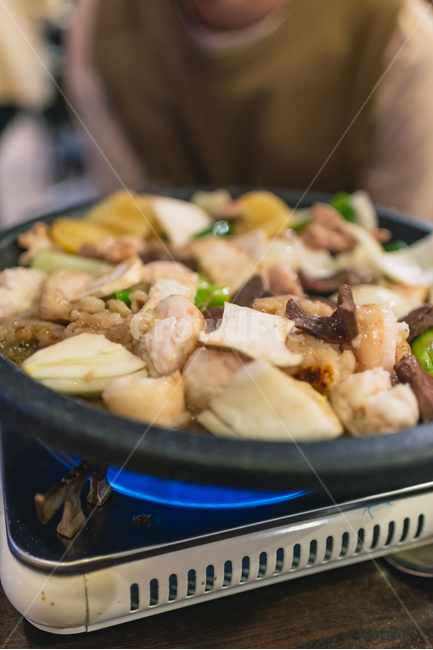 곱창,곱창볶음,모듬곱창,양파,버섯,소곱창,소고기,술안주,소주안주,야식,저녁식사,음식,식재료,요리,food,cook,meal,dishes,food reserves,육류,고기,meat