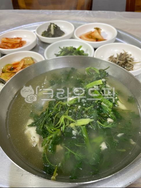 한식,도다리쑥국,생선국,통영음식,향토음식,제철음식,생선요리,koreanfood,hansik,백반,food,음식,meal,식사,dish,접시