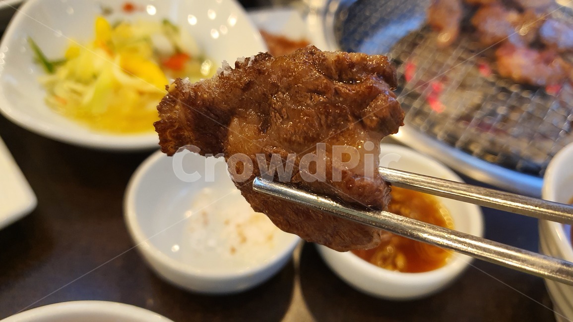 건강,고기,삼겹살,목살,젓가락,구이,식사,저녁식사,회식,음식,food,음식,식재료,요리,food,cook,meal,dishes,food reserves,한식,한국음식,한국요리,korean food,korean dishes,korean meal,korean cook