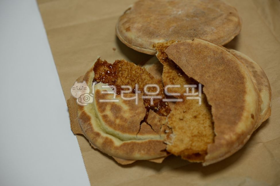 공갈빵,공갈호떡,호떡,바삭한,스낵,과자,디저트,간식