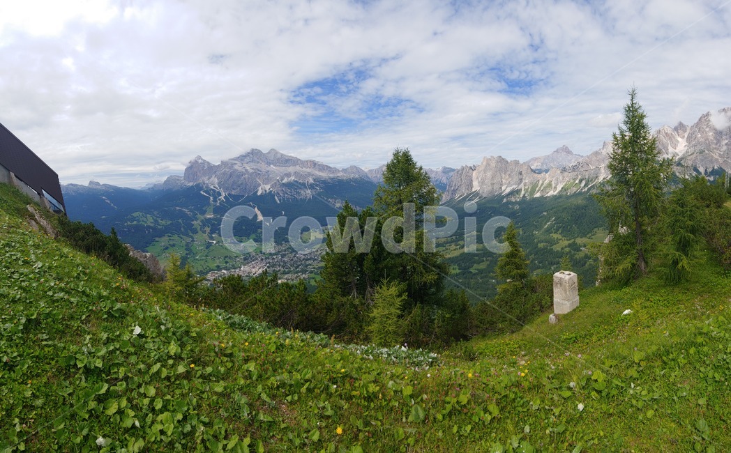 돌로미테,고산지역,들판,산,목초지,nature,자연,outdoors,옥외,들,grassland,mountainrange,mountain,산맥,자연,풍경,nature,landscape,field,mountain range