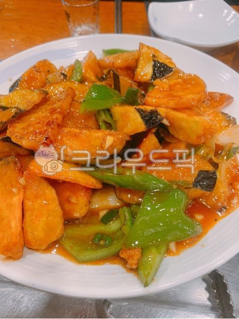 가지,감자,가지요리,감자요리,중국요리,dish,접시,food,음식,식사