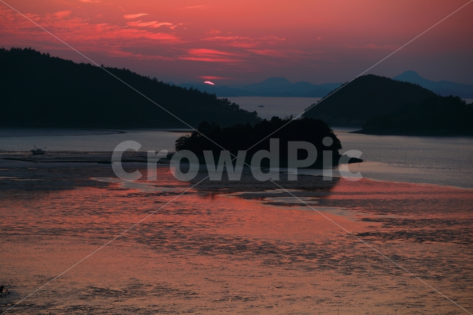 여수,화양면,일몰,물들어,노을,자연,풍경,nature,landscape,한국자연풍경,한국자연경관,korea nature landscape,해변,바다,beach,sea,색깔,색상,색채,색감,color sense,color sensitivity,feeling of color,land,땅,outdoors,옥외,ocean,대양,water,물,shoreline,해안선