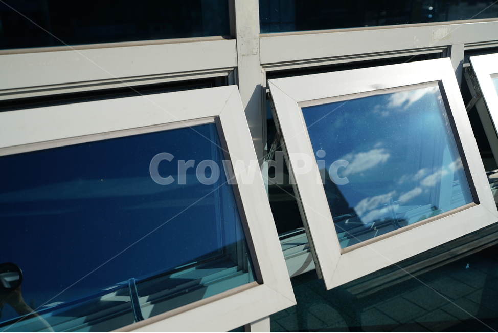 빛,창문,하늘,창,window,sky,파랑,blue,색감,유리,틀,감성
