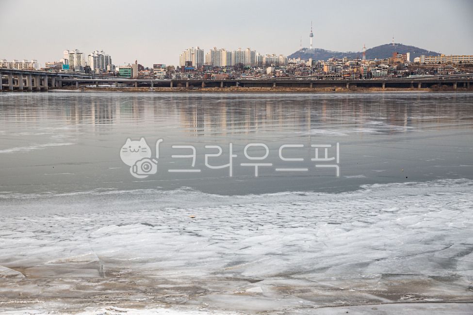 한파,얼어붙은,한강,한강주변,도로,얼음,강물,서울,coldwave,frozen,hanriver,aroundthehanriver,road,ice,riverwater,seoul