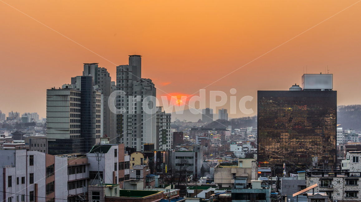 노을,해질녘,일몰,하늘,구름,도시,태양,햇빛,아파트,건축물,건물,도심,sunset,sky,cloud,apartment,urban,sun,sunlight,building,structure,빌딩,architecture,도시,풍경,city,landscape
