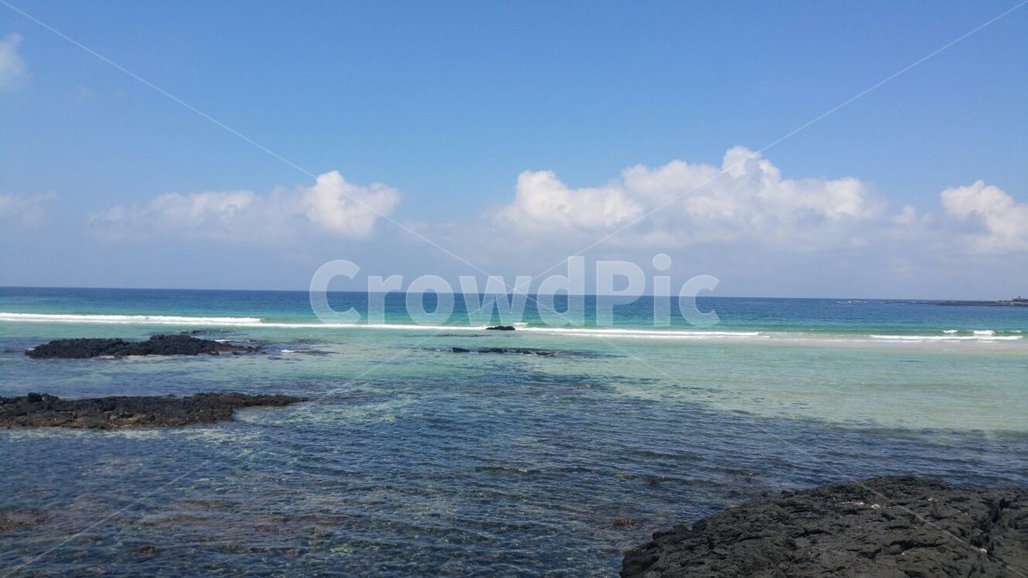 바다,sea,바닷가,해안선,beach,제주바다,성산바닷가,여름,계절,summer,season,자연,풍경,nature,landscape,한국자연풍경,한국자연경관,korea nature landscape,outdoors,옥외,water,물,ocean,대양,shoreline,coast,연안,land,땅