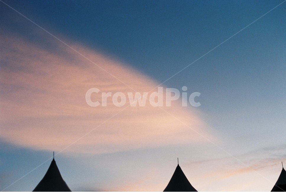 하늘,달,구름,노을,풍경,감성사진,필름사진,자연,moon,sky,sunset,nature,filmphotograpy,자연,풍경,nature,landscape,야경,밤,nightscape,night,감성,sensible,feeling,색깔,색상,색채,색감,color sense,color sensitivity,feeling of color,architecture,건축물,tower,탑,spire,첨탑,steeple,뾰족한 탑,building,건물