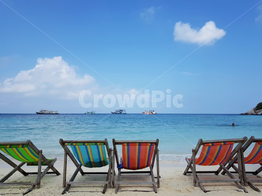 rest,Beach,ocean,tree shade,sandy beach