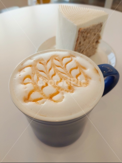 카라멜마끼아또,카페,카피,스팀,카라멜시럽,커피,카페,coffee,cafe
