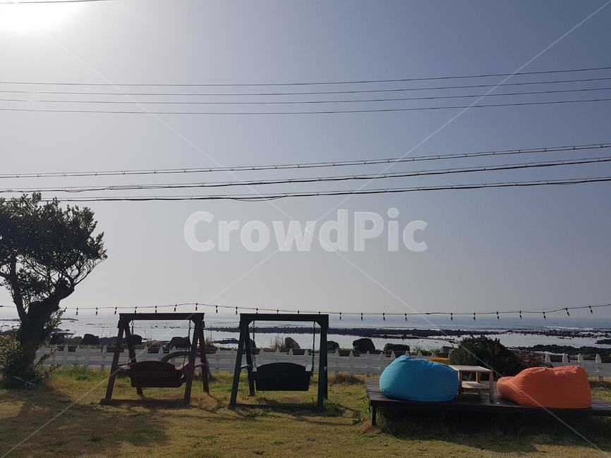 바다,그네,정원,마당,여유,힐링,제주,빈백,sea,garden,swings,swing,jeju,healing,relaxation,beanbag,ocean