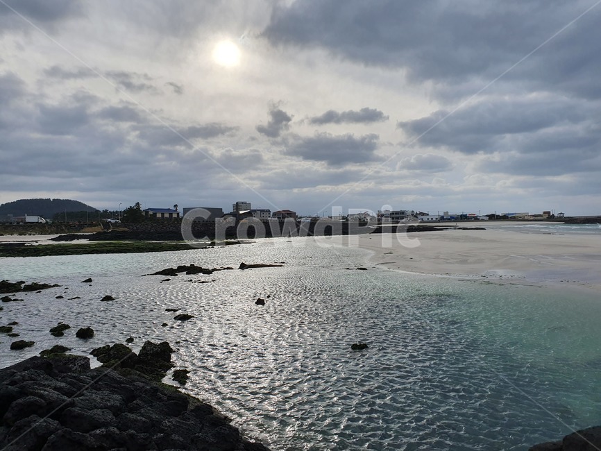 제주,제주도,jeju,김녕해수욕장,바다,자연,풍경,흐린하늘,구름,태양