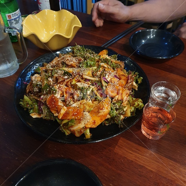 골뱅이무침,술,안주,술한잔,소주각