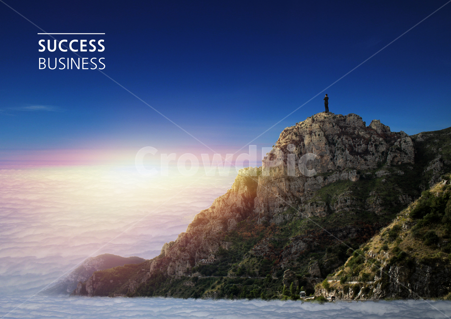 정상,성공,1등,success,비지니스,산,등산,꿈,희망,하늘,태양,빛,일몰,일출,구름,꼭대기,nature,자연,cliff,낭떠러지,outdoors,옥외,남자,한명,오르다,이루다