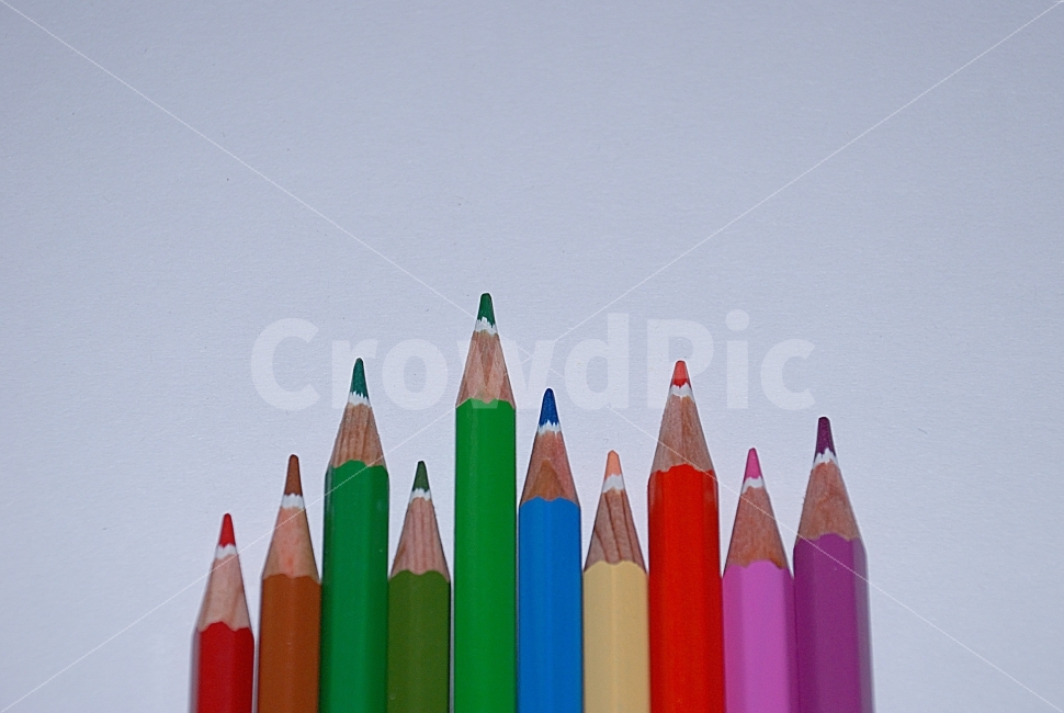 색연필,미술,연필,교육,추상적,추상적인,예술,검은색,검정,검정색,까만,까만색,블랙,흑색,블루,청색,파란,파란색,파랑,푸른색,갈색,브라운,color,색깔,색채,컬러,공예,크래용,크래파스,크레용,그림그리기,드로잉,녹색,초록,그룹,단체,떼,무리,집단,영상,이미지,멀티,주황색,빠레트,팔레트,무늬,문양,볼펜,펜슬,핑크빛,핑크색,레드,붉은,붉은색,빨간,빨간색,빨강,빨강색,적색,학교,분광,색띠,스튜디오,촬영실,누끼,배경,사물,물건,오브젝트,thing,object,matter,연출,컨셉,콘셉,direction,concept,학용품,문구류,사무용품,school supplies,stationery,office supplies,누끼,remove background