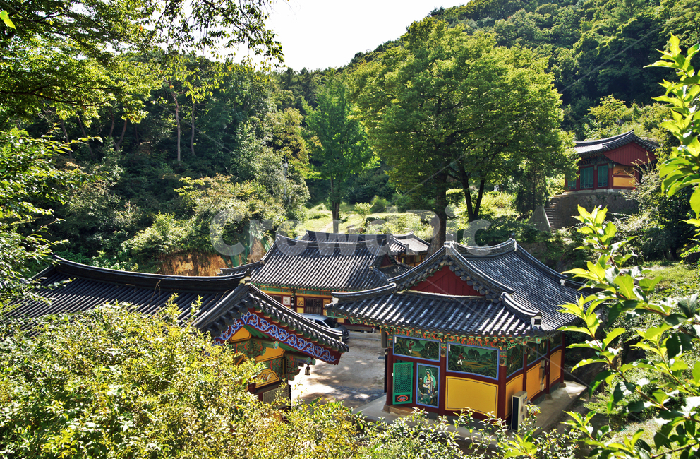 대웅전,영월암,설봉산,이천,사찰,불교사찰,아미타전,암자,산사,기와,한국전통,한국문화,korean traditional,korean culture,종교,신앙,religion,belief,faith,건축물,건물외관,exterior,building,structure,architecture,construction
