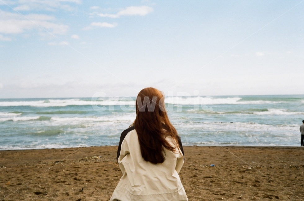 바다,필름사진,여자,filmpicture,lonely,사람,인물,인간,human,person,여성,여자,woman,female,lady