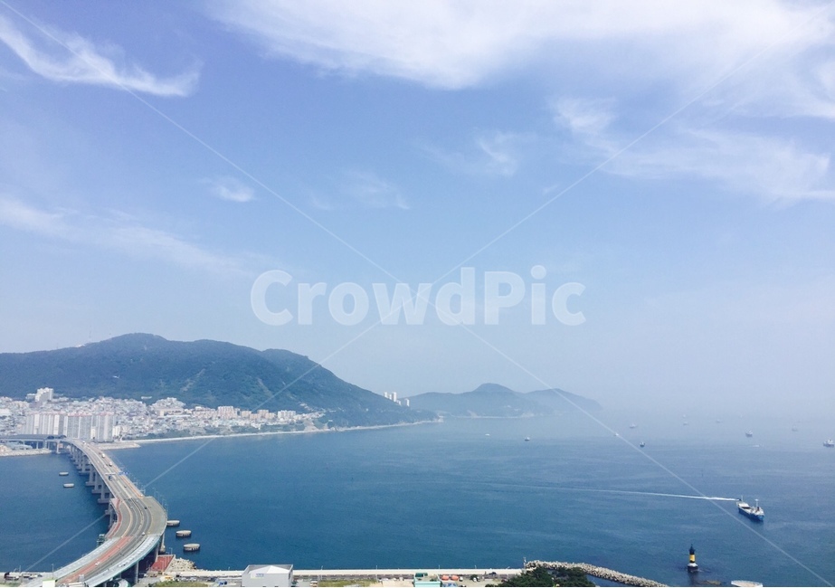 부산,바다,하늘,풍경,busan,sky,sea,도시,풍경,city,landscape,outdoors,옥외,land,땅,nature,자연,promontory,곶,ocean,대양,water,물,shoreline,해안선,transportation,교통,vehicle,차량,boat,보트