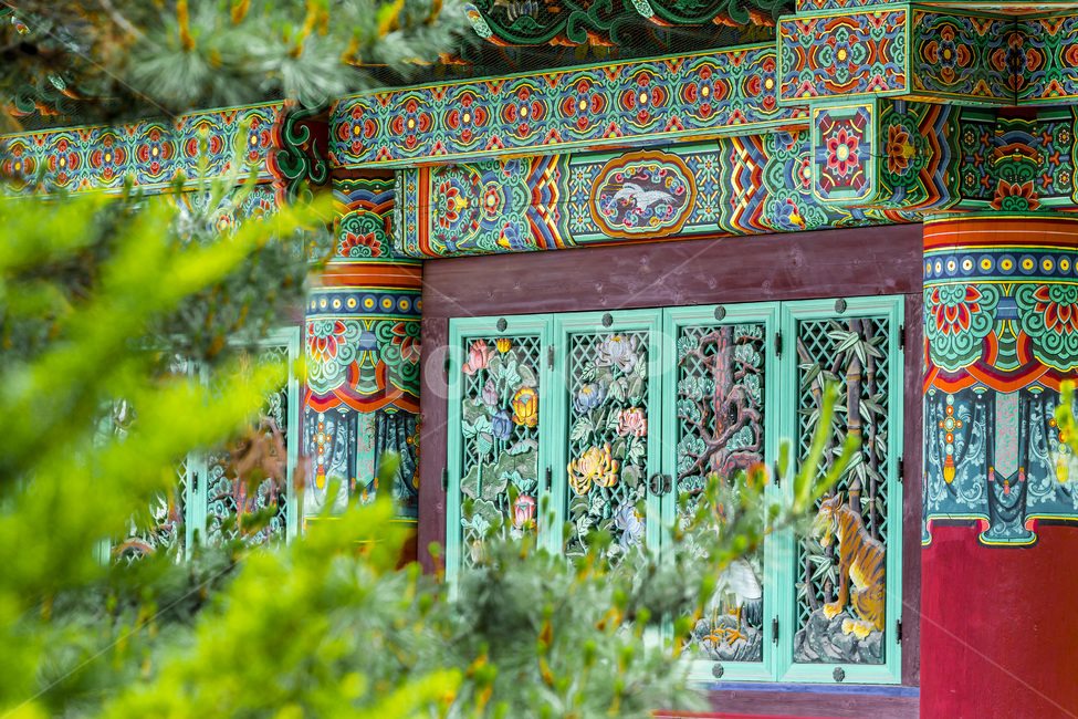 무늬,단청,창호,문양,꽃창살,사찰,전통,한국전통,한국문화,korean traditional,korean culture,건축물,건물외관,exterior,building,structure,architecture,construction
