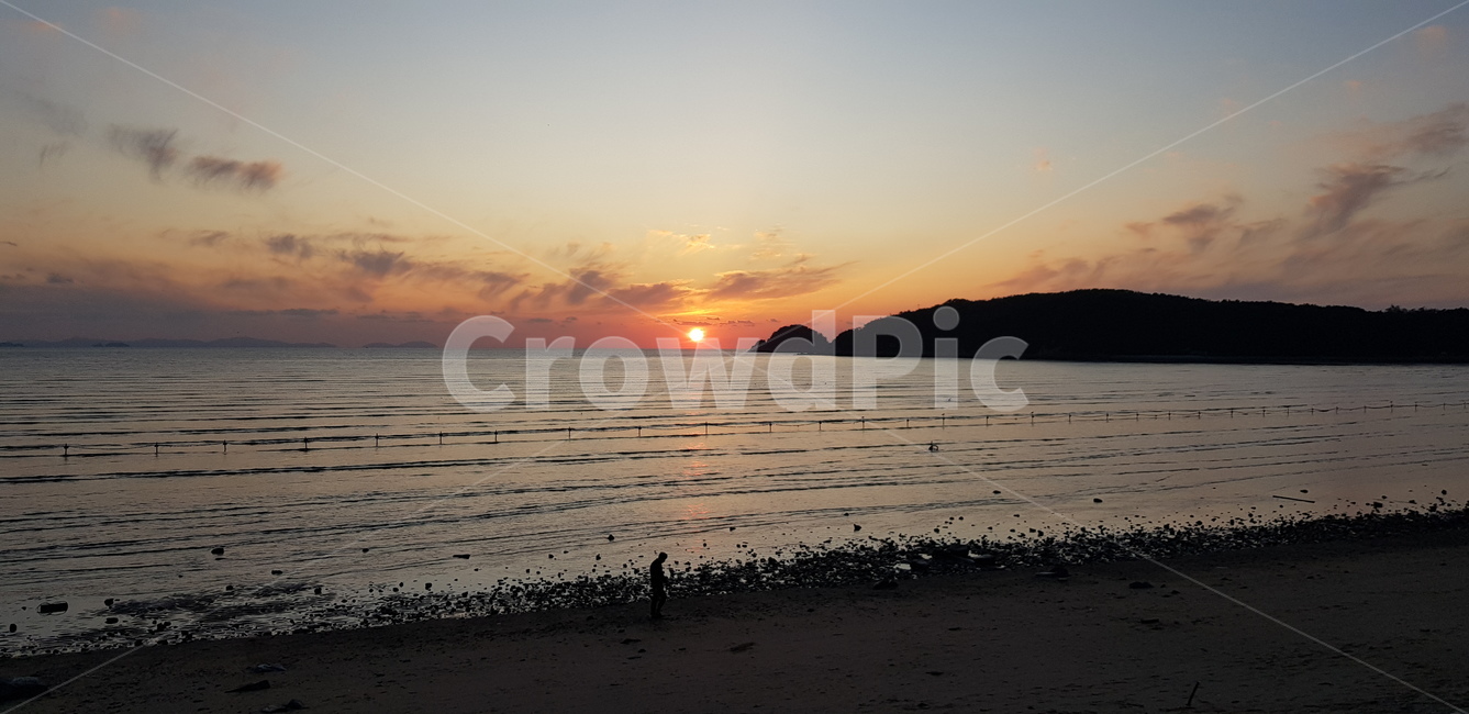 nature,자연,일몰,sunset,redsky,붉은하늘,outdoors,황혼,dawn,새벽,dusk,하늘,sky,sunlight,햇빛,자연,풍경,nature,landscape