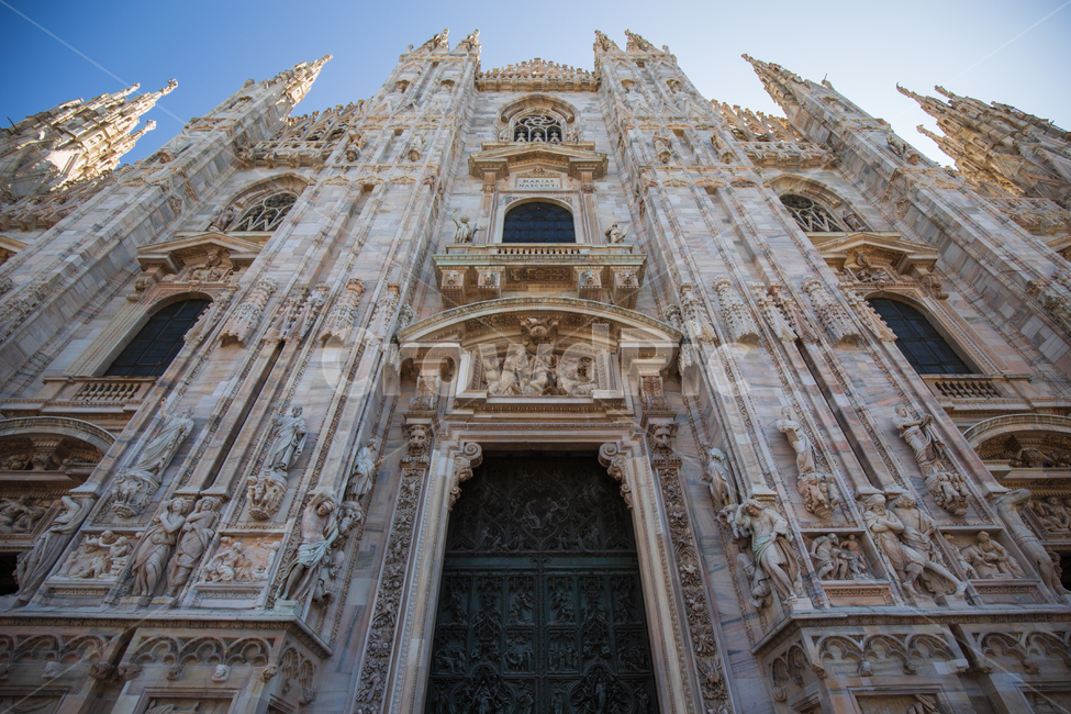 이탈리아,밀라노,두오모성당,성당,유럽,건축물,건물,랜드마크,landmark,tourist attraction,해외,외국,세계,foreign,oversea,world,세계랜드마크,해외랜드마크,외국랜드마크,world landmark,world tourist attraction,건축물,건물외관,exterior,building,structure,architecture,construction,tower,탑