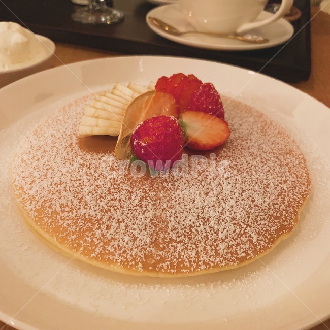 카페,디저트,케이크,딸기,팬케이크,디저트,간식,후식,dessert,snack
