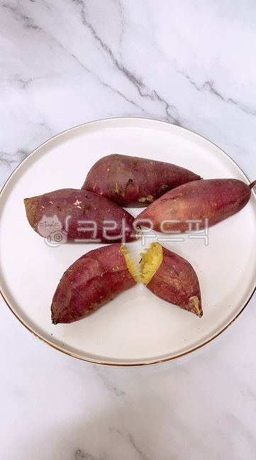 friedsweetpotatoes,Pumpkin Sweet Potato Fries,Pumpkin Sweet Potato,pumpkinsweetpotatoes,Sweet Potato Fries,rootcrops,food,boiled sweet potato,anoldcrop,boiledsweetpotatoes,sweetpotatoes,diet,Boiling pumpkin and sweet potatoes