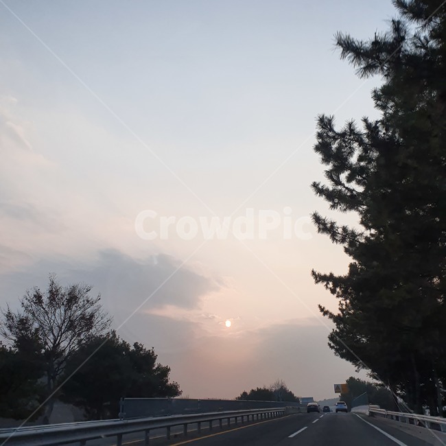road,도로,freeway,고속도로,highway,구름,하늘,노을,sunset