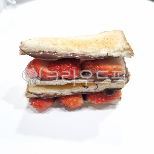 Nutella Toast,toast,dessert,Nutella,Strawberry Chocolate Toast