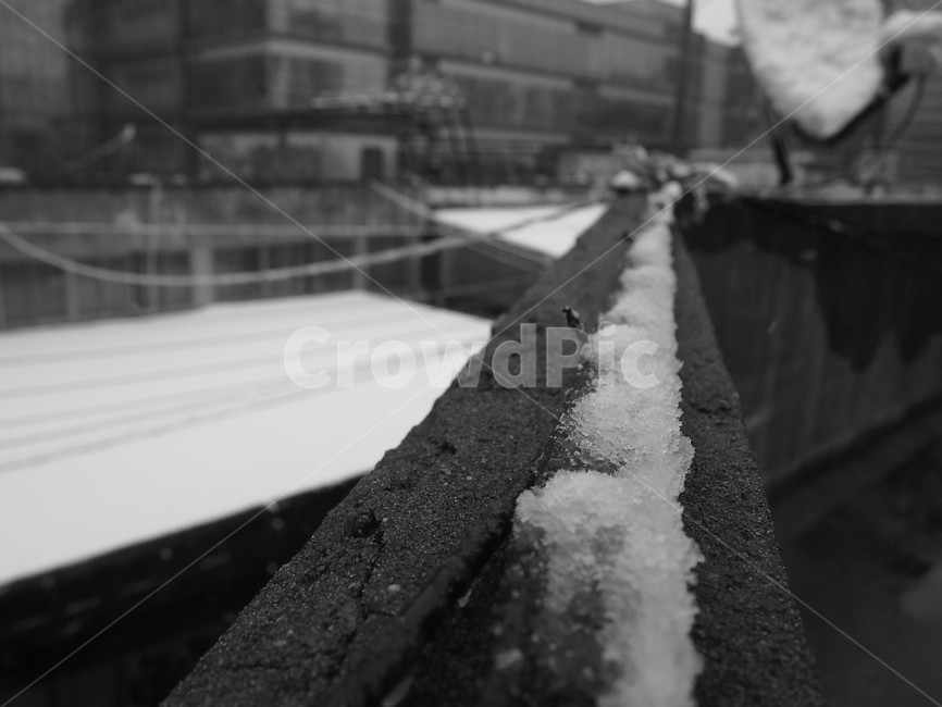 건물,빈티지,눈,풍경,옥상,겨울,계절,winter,season,흑백,모노톤,monochrome,black and white