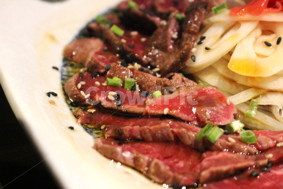 한우타다끼,타다끼,일식메뉴,이자까야메뉴,소고기타다끼,음식,식재료,요리,food,cook,meal,dishes,food reserves,육류,고기,meat