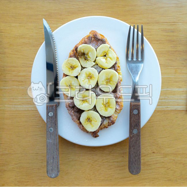 croffle,snack,nutella,waffle,Nutella,croissant,ingredients,cooking,banana,bread,Crople,cook,dishes,food,meal,cafe,dessert,Banana Nutella Crople