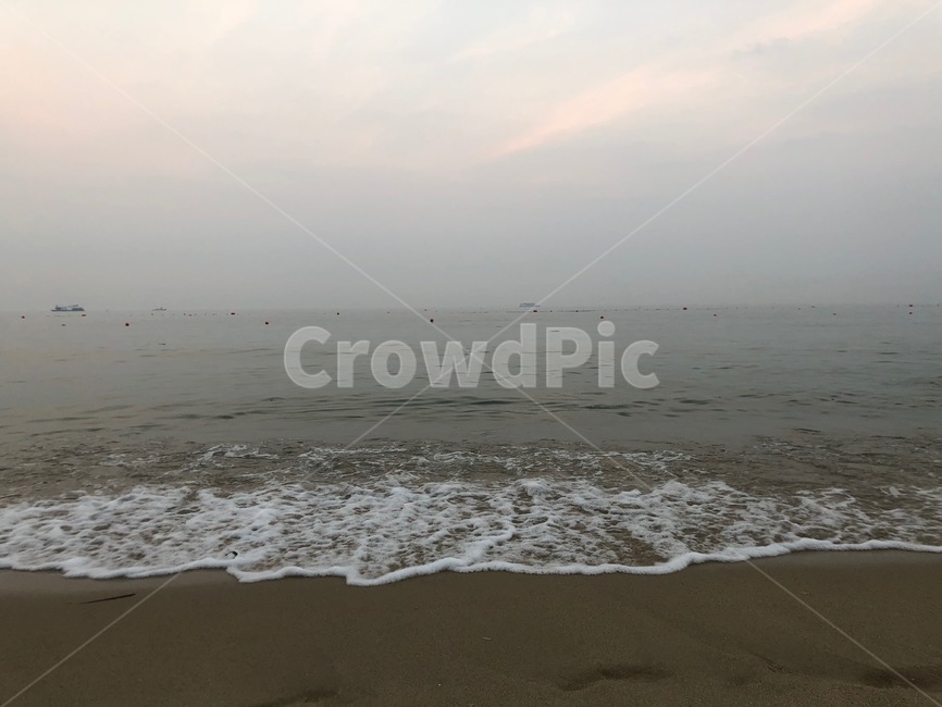 바다,sea,nature,자연,물,water,outdoors,옥외,부산바다,파도,wave,sand,beach,seashore,ocean,haeundaebeach,모래,바닷가,해안가,일몰,sunset,rock,곶,promontory,풍경,경치,scenery,landscape,자연,풍경,nature,landscape,대양