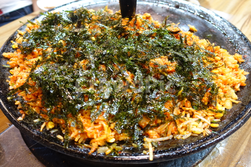 볶음밥,김,철판,솥뚜껑,모락모락,음식,식재료,요리,food,cook,meal,dishes,food reserves,한식,한국음식,한국요리,korean food,korean dishes,korean meal,korean cook