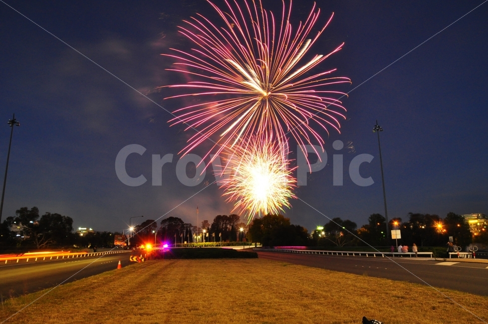 호주,캔버라,밤,불꽃축제,불꽃,빛,어둠,하늘,australia,canberra,night,dark,lights,fireworks,flowers,sky,도시,풍경,city,landscape,야경,밤,nightscape,night,해외,외국,세계,foreign,oversea,world,축제,행사,festival,carnival,event,nature,자연,outdoors,옥외