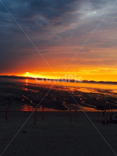붉은노을,황혼,sky,하늘,일몰,sunset,새벽,노을