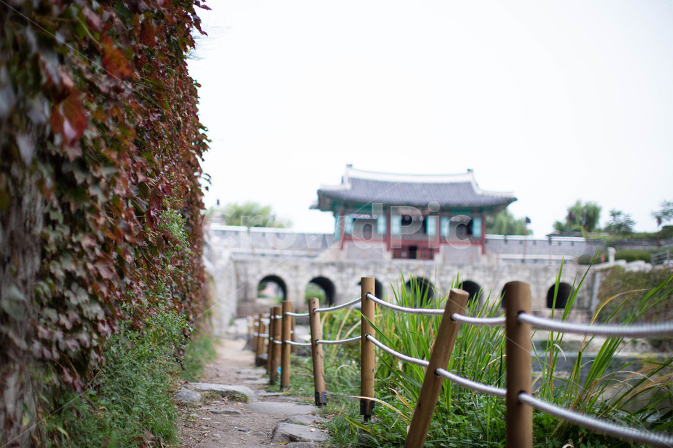 궁궐,수원화성,화성,수원북문,랜드마크,한국관광지,한국명소,건축물,건물,한국문화,한국전통,전통,korea,traditional,building,architecture,construction,울타리,koreanculture,landmark,structure,풍경